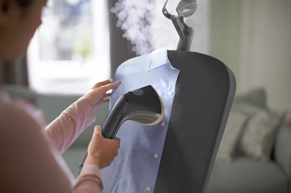 Philips Stand Steamer 3000 Series with Tilting StyleBoard STE3170/80