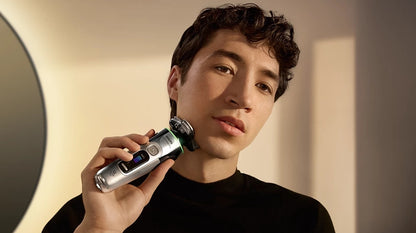 Philips i9000 Prestige Ultra Wet & Dry Electric Shaver with SkinIQ Pro — XP9404/31