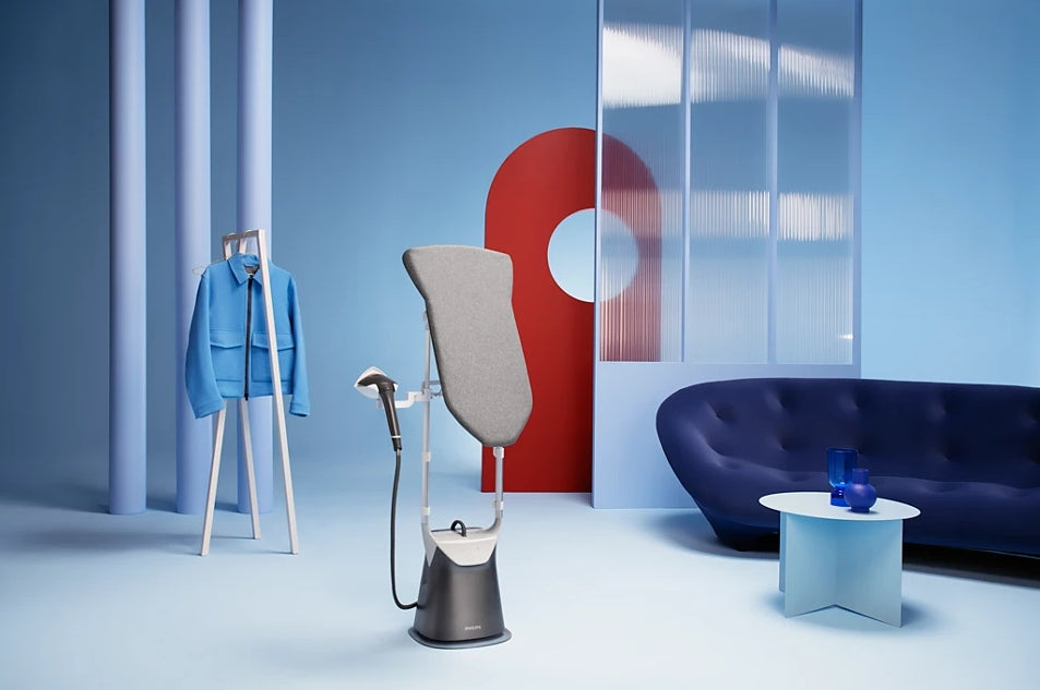Philips 8000 Series All-in-One Garment Steamer GC628/86