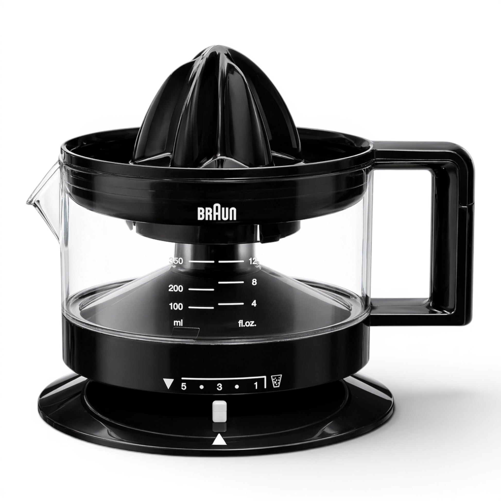 Taghareed Braun CitrusQuick 1 black electric citrus juicer with 400ml capacity and pulp control.