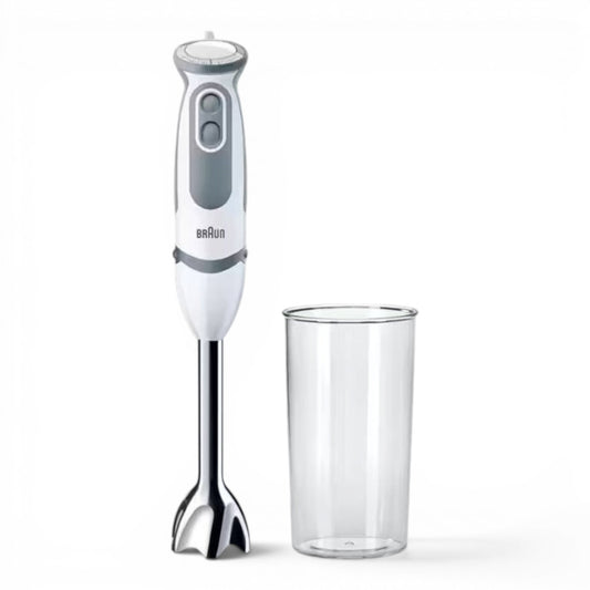 Taghareed Braun MultiQuick 5 hand blender in white and grey with 21 speeds and stainless steel blade, includes a 600ml plastic beaker.